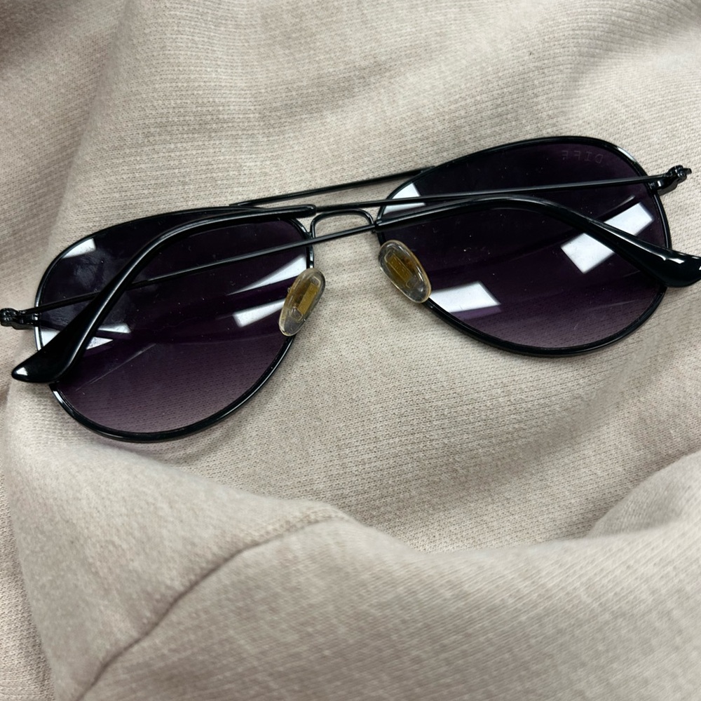 Diff Sunglasses - image 2